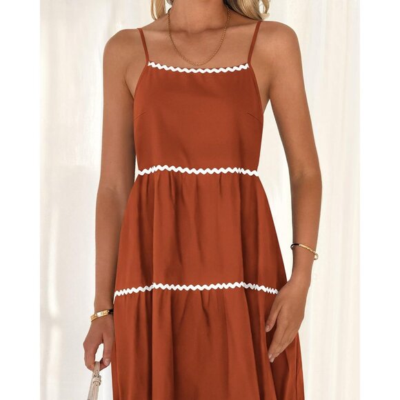 Elegant Backless Boho A-Line Sundress with Pleated Details - Maxi Length - Picture 6 of 6